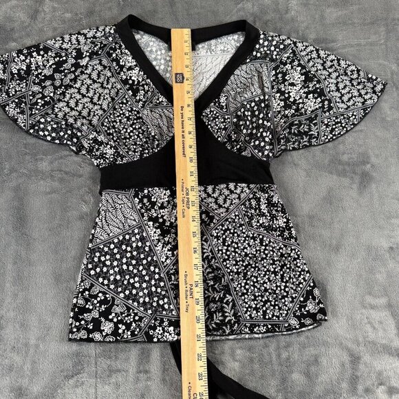A Byer White Black Paisley Y2K Babydoll Top Flutter Sleeve Fairycore Boho Size S - Picture 3 of 7